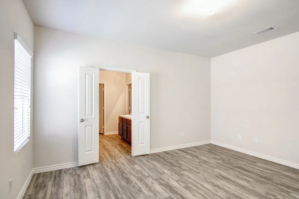 2038 Dyer Drive Lancaster, TX 75146