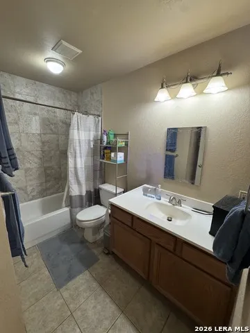 1864 Panther Hollow Bandera, TX 78003