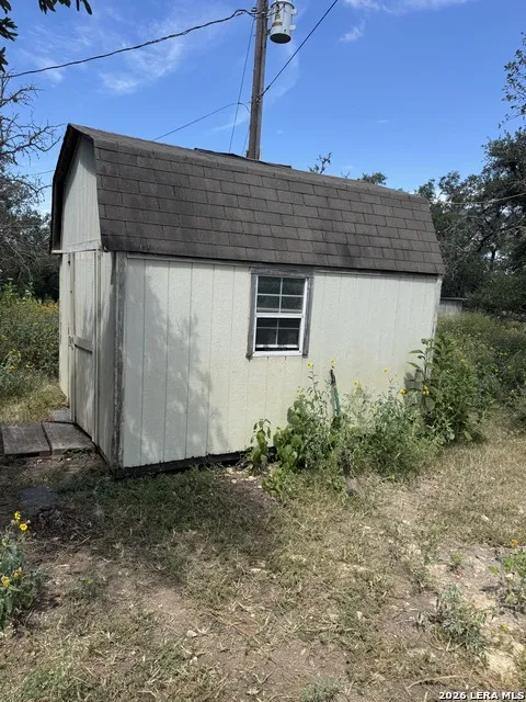 1864 Panther Hollow Bandera, TX 78003