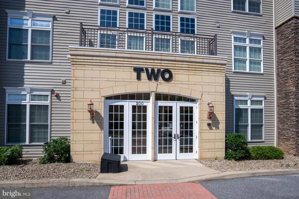 200 JEFFERSON AVENUE #216 State College, PA 16801