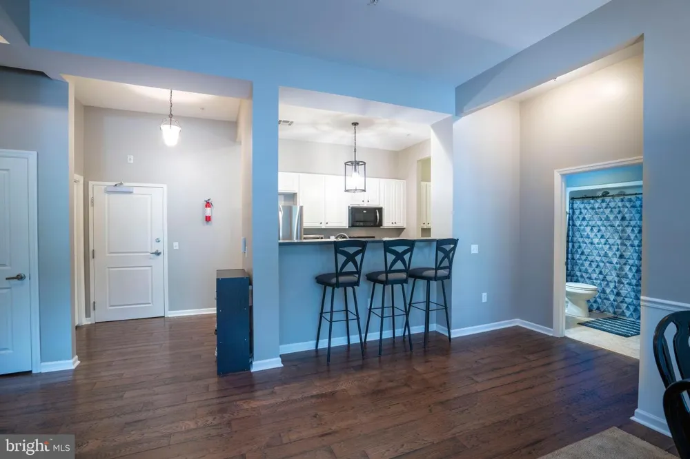 200 JEFFERSON AVENUE #216 State College, PA 16801
