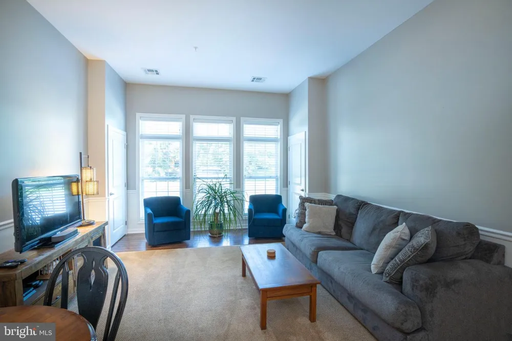 200 JEFFERSON AVENUE #216 State College, PA 16801