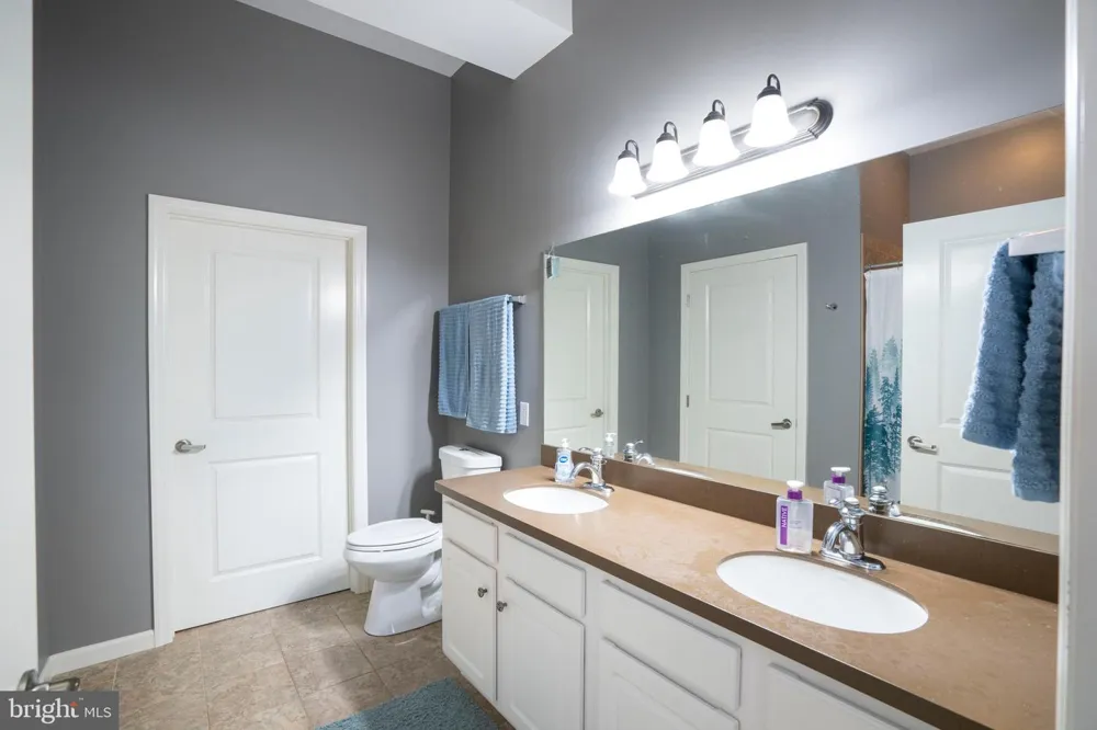 200 JEFFERSON AVENUE #216 State College, PA 16801