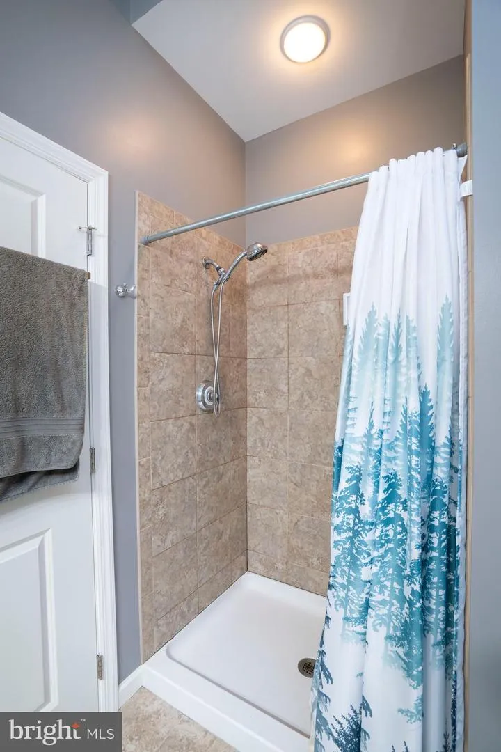 200 JEFFERSON AVENUE #216 State College, PA 16801