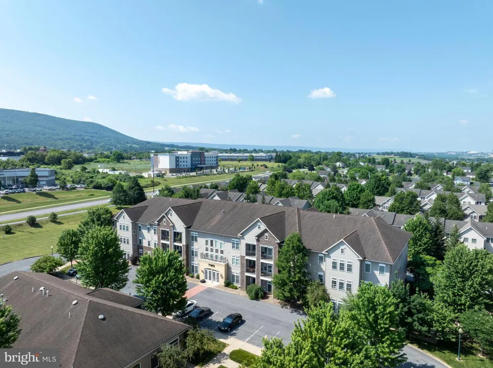 200 JEFFERSON AVENUE #216 State College, PA 16801