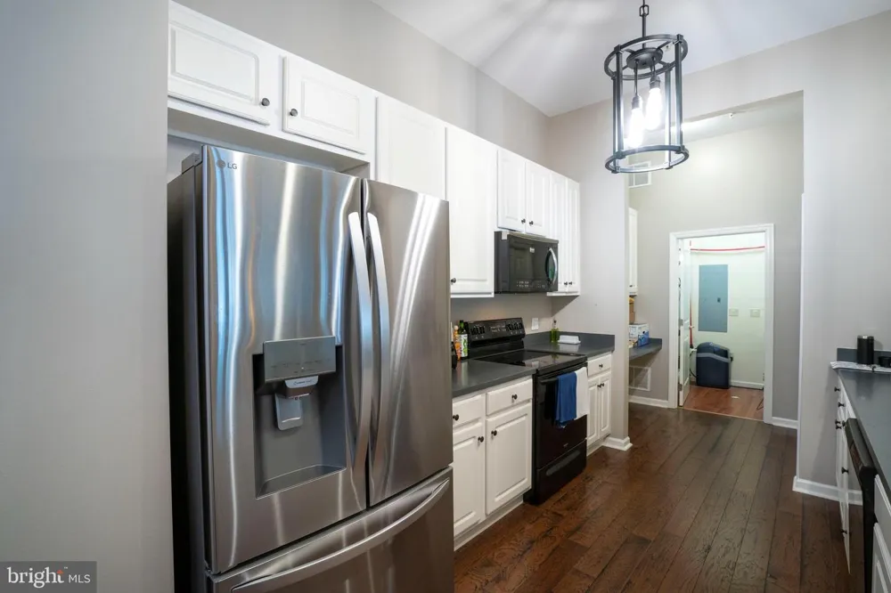 200 JEFFERSON AVENUE #216 State College, PA 16801