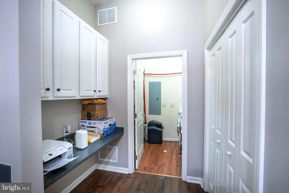 200 JEFFERSON AVENUE #216 State College, PA 16801