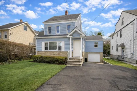 14 Deane Place