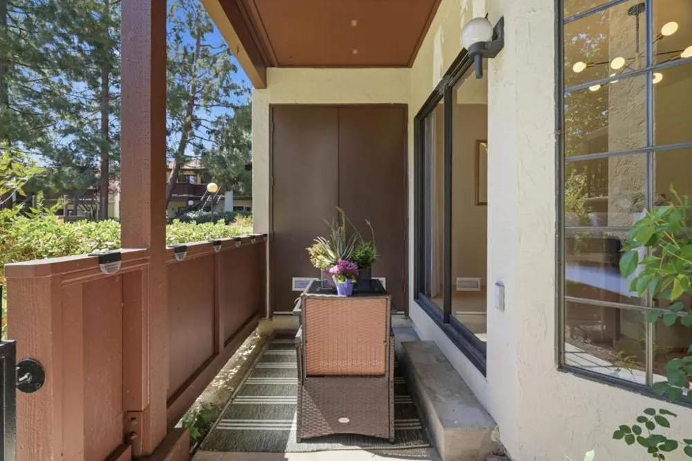 473 Costa Mesa Terrace #C Sunnyvale, CA 94085