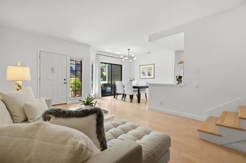 473 Costa Mesa Terrace #C