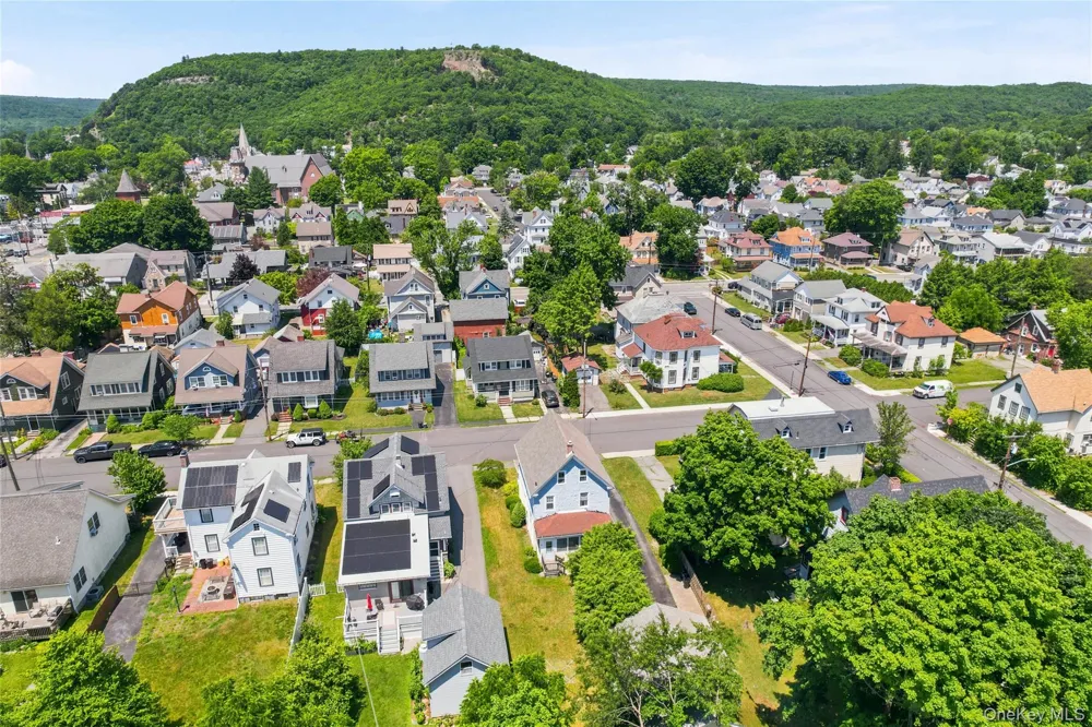 17 Kellogg Avenue Port Jervis, NY 12771