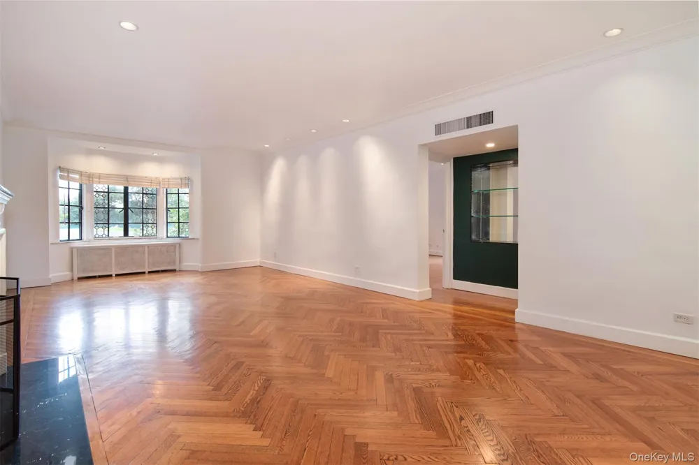 915 Wynnewood Road #A3 Pelham, NY 10803