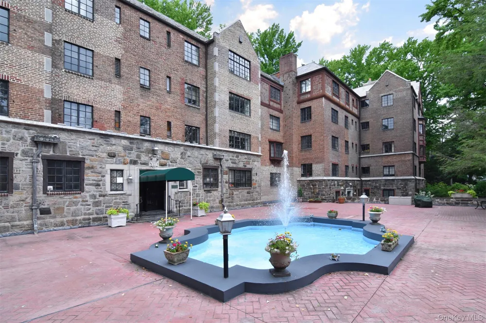 915 Wynnewood Road #A3 Pelham, NY 10803