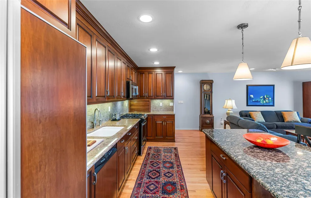 1 Main Street #3306 Nyack, NY 10960