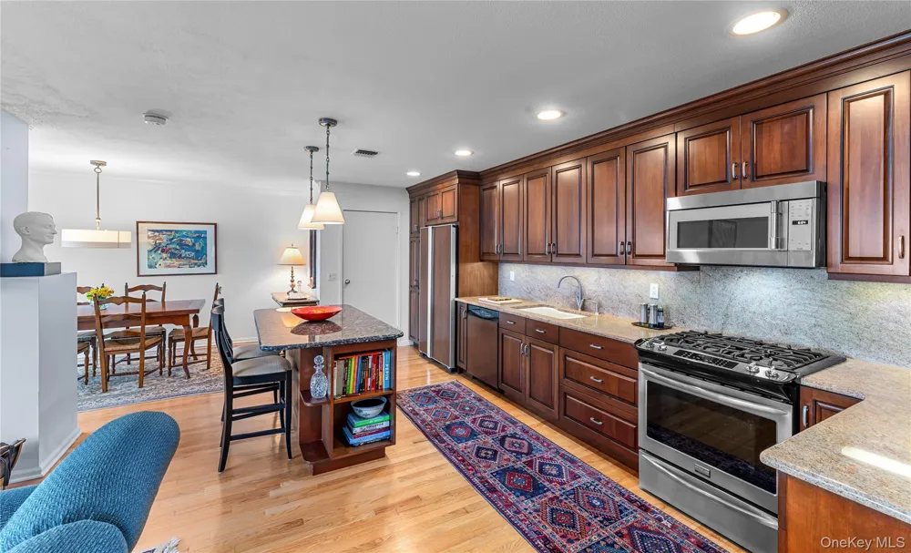 1 Main Street #3306 Nyack, NY 10960