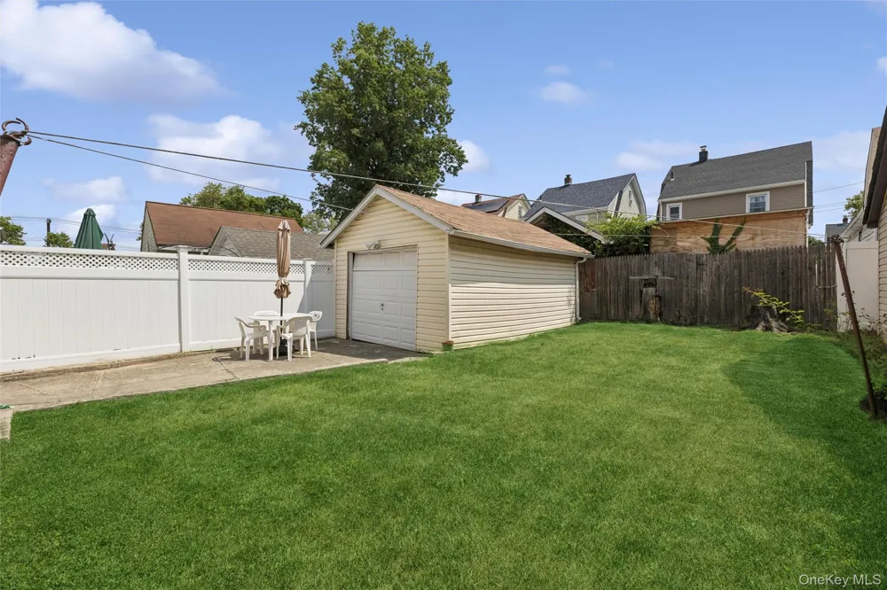 112-17 201st Street Saint Albans, NY 11412