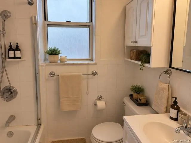 1963 Pilgrim Avenue Bronx, NY 10461
