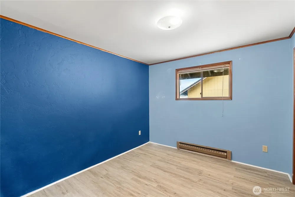 236 E Woodhill Avenue Westport, WA 98595