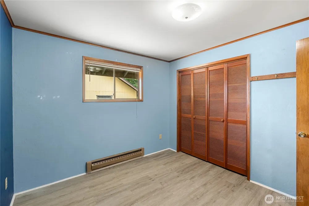 236 E Woodhill Avenue Westport, WA 98595