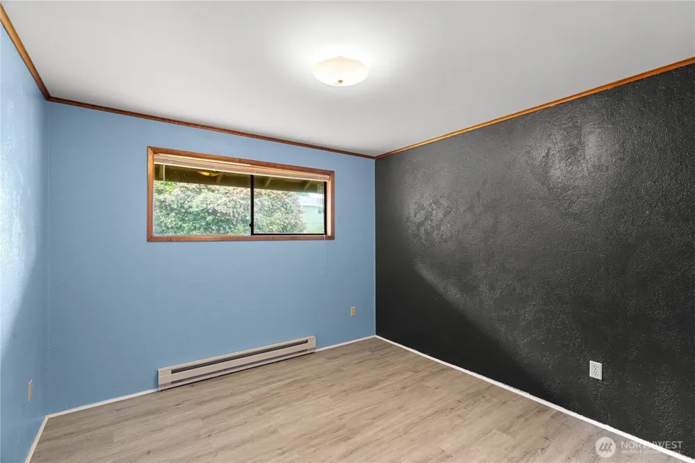 236 E Woodhill Avenue Westport, WA 98595