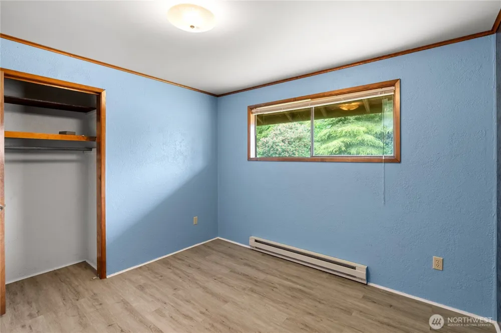 236 E Woodhill Avenue Westport, WA 98595