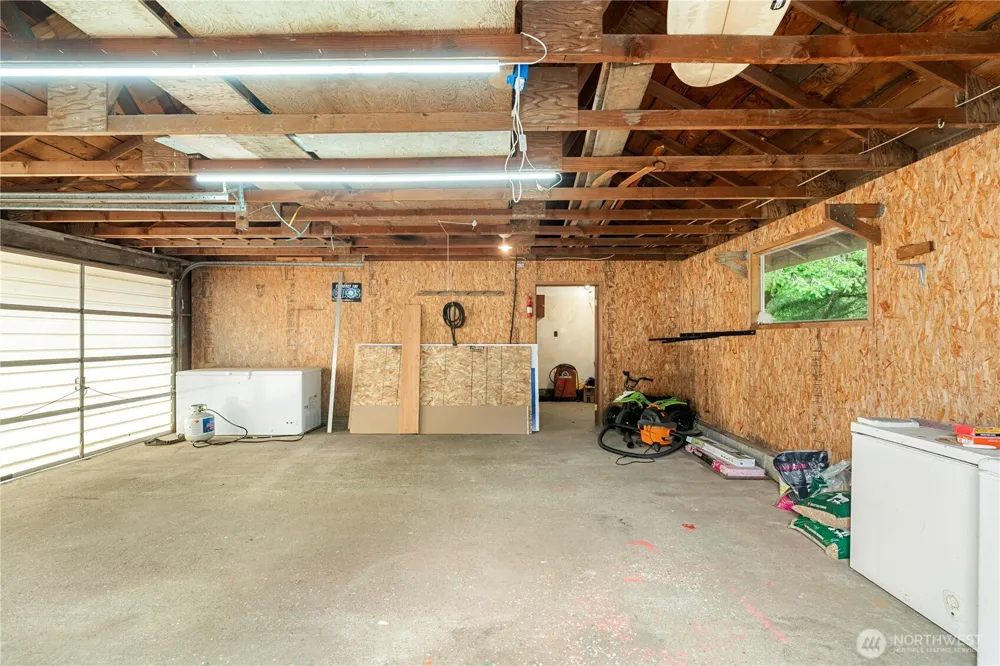 236 E Woodhill Avenue Westport, WA 98595