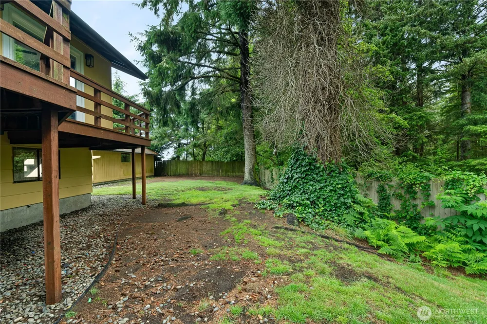 236 E Woodhill Avenue Westport, WA 98595