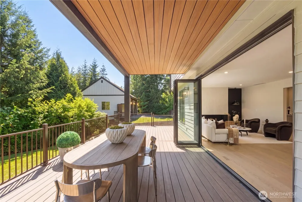 22439 SE 313th Place Black Diamond, WA 98010