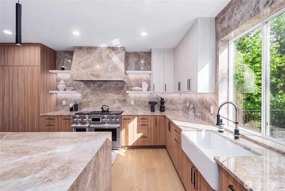 22439 SE 313th Place Black Diamond, WA 98010