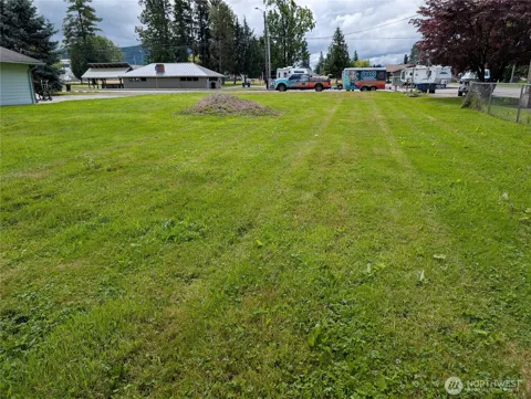 322 W Munro Street