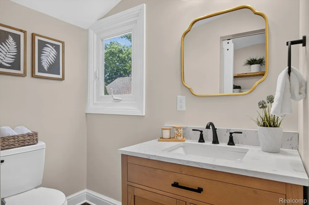 714 Atlantic Street Milford Village, MI 48381