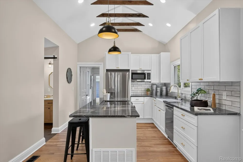 714 Atlantic Street Milford Village, MI 48381