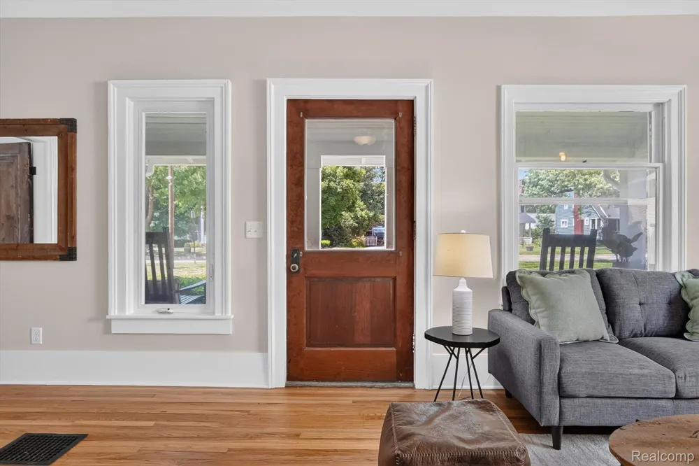 714 Atlantic Street Milford Village, MI 48381