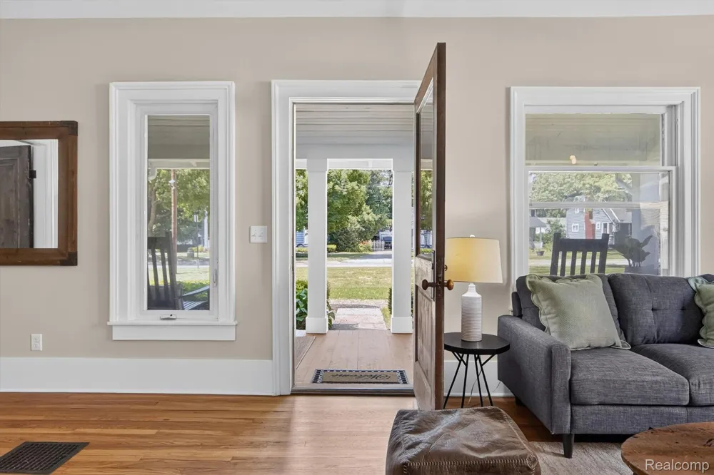 714 Atlantic Street Milford Village, MI 48381
