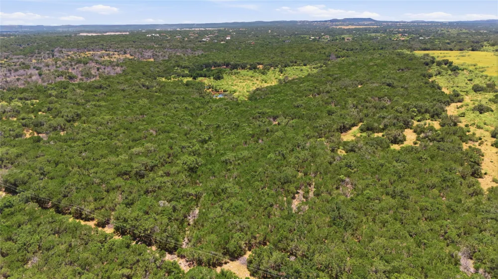 3118 CR 404 ROAD Spicewood, TX 78669