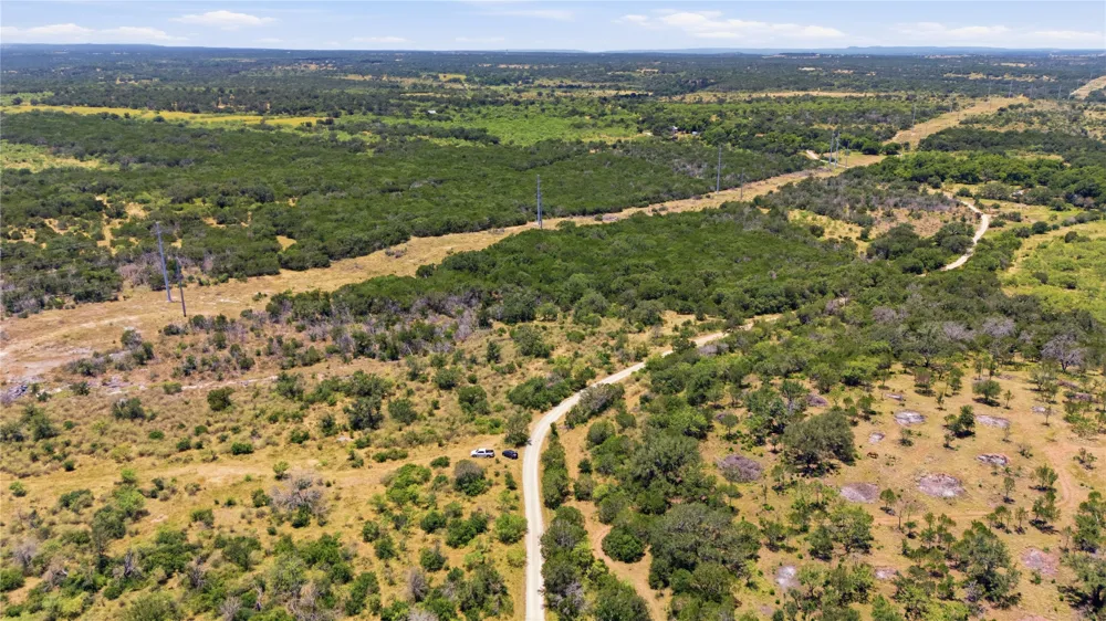 3118 CR 404 ROAD Spicewood, TX 78669