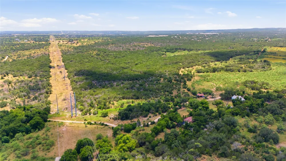 3118 CR 404 ROAD Spicewood, TX 78669