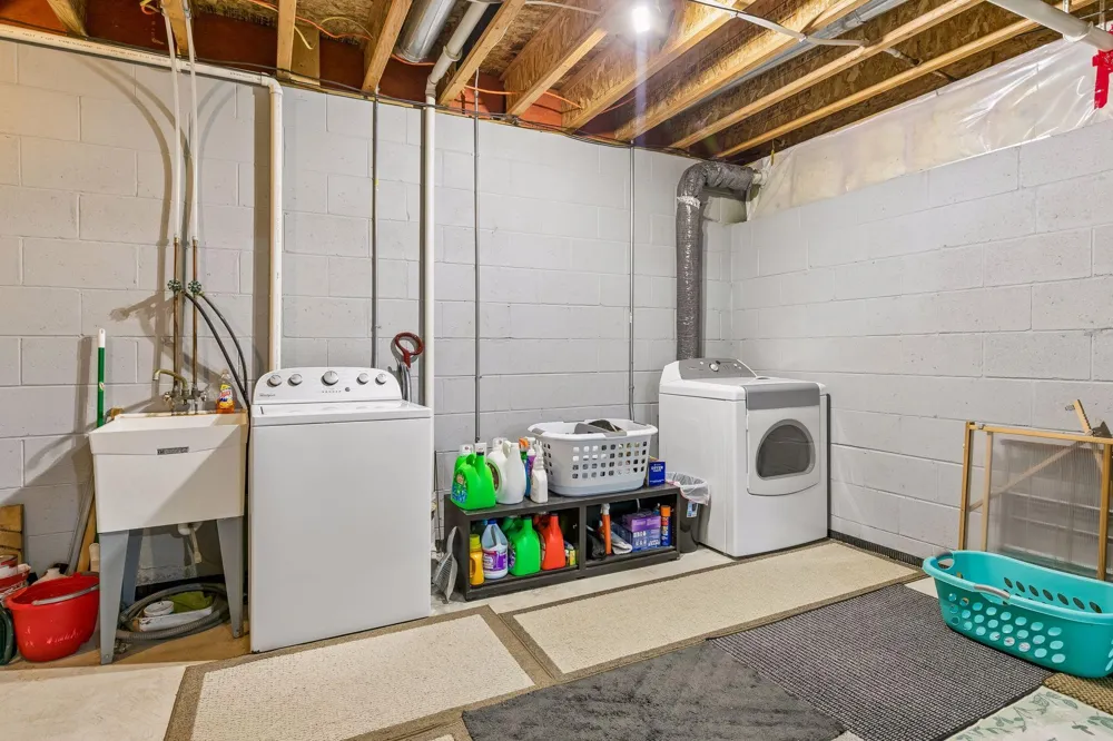 1302 Prairie Street NW Montgomery, MN 56069