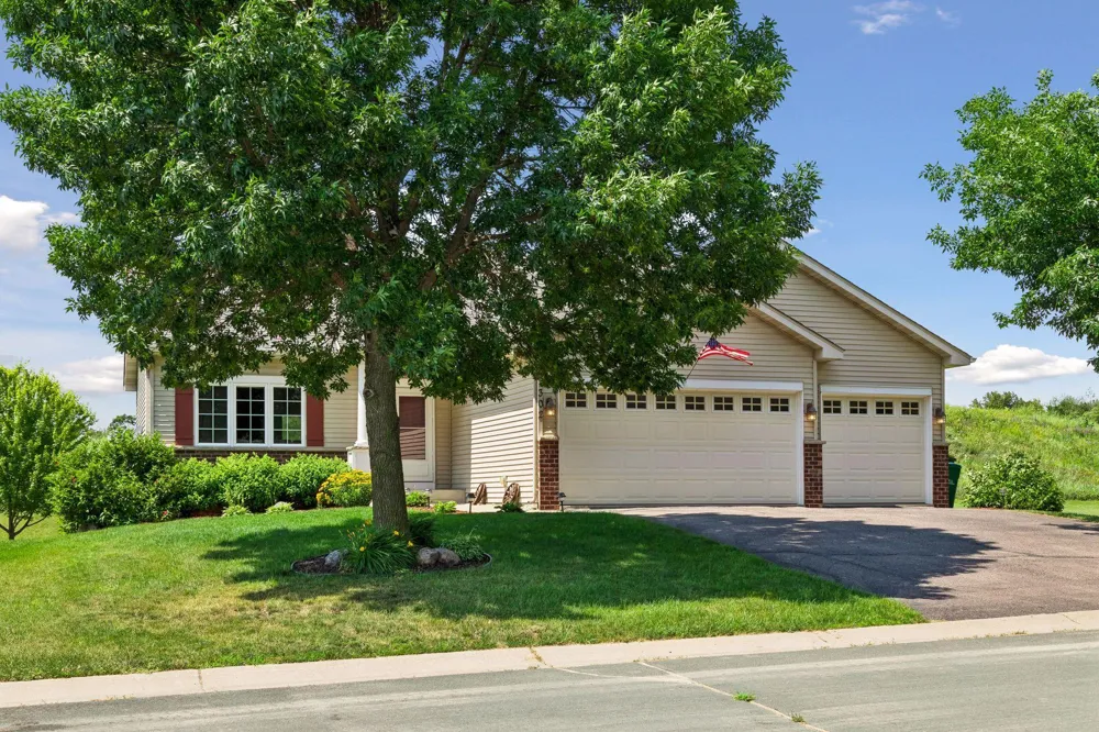 1302 Prairie Street NW Montgomery, MN 56069