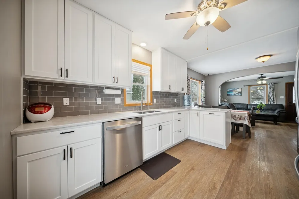 704 Broadway Street Cleveland, MN 56017