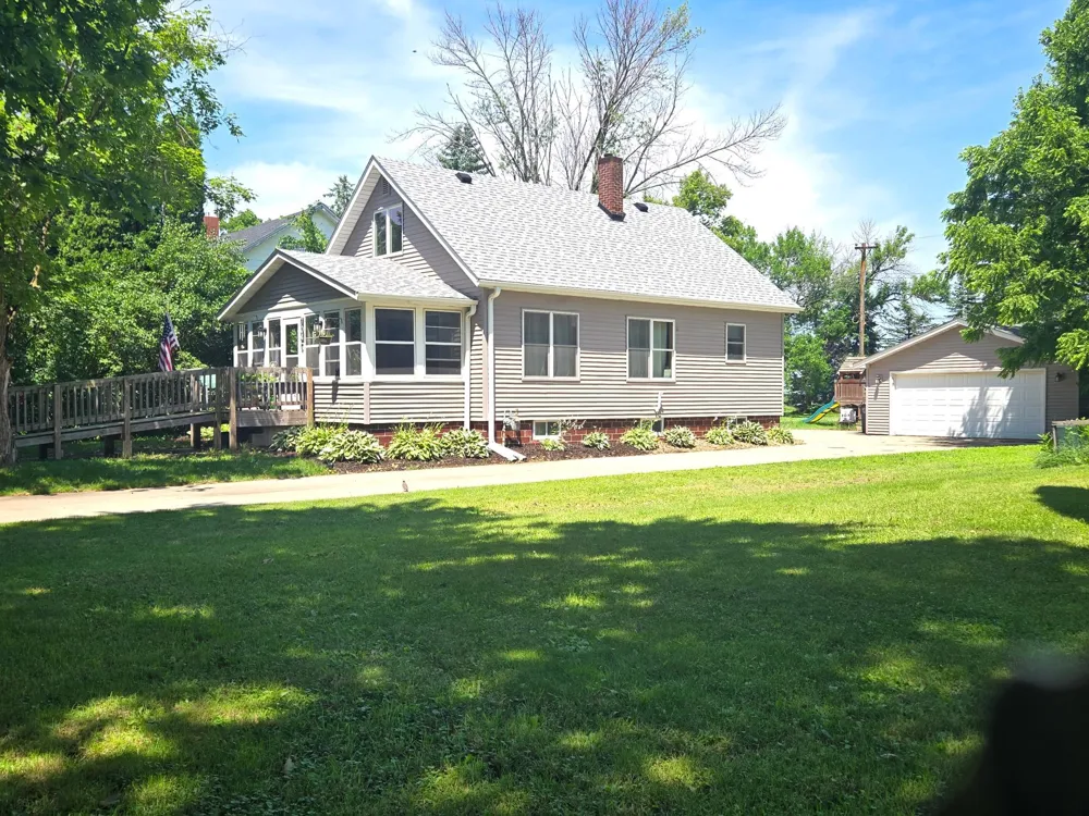 704 Broadway Street Cleveland, MN 56017