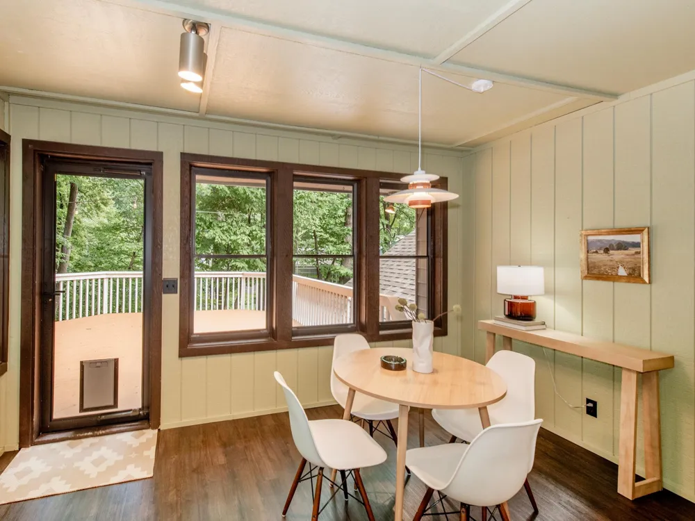 13900 Hill Ridge Drive Hopkins, MN 55305