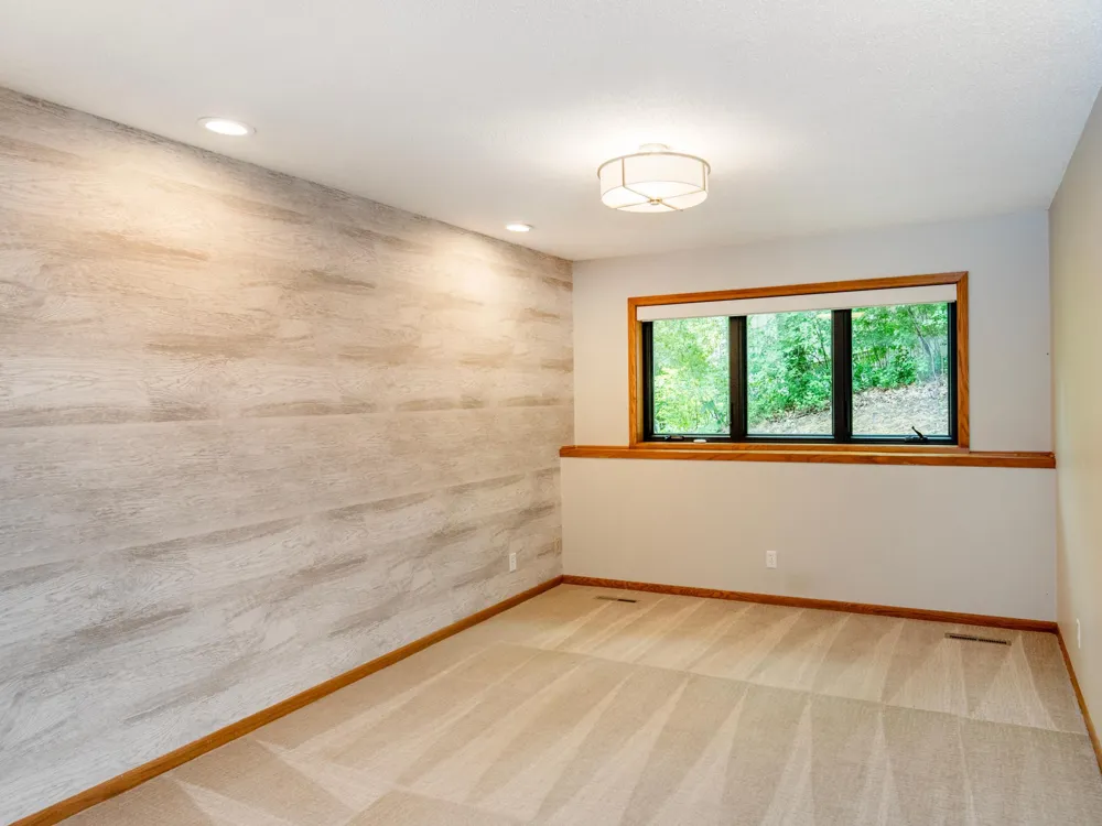 13900 Hill Ridge Drive Hopkins, MN 55305