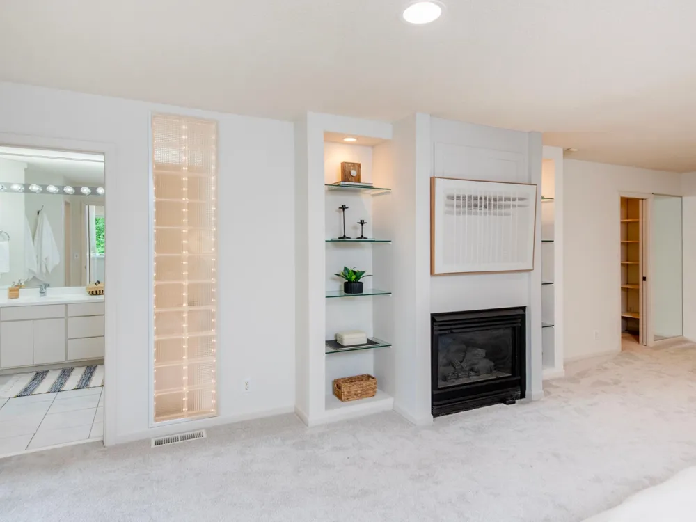 13900 Hill Ridge Drive Hopkins, MN 55305