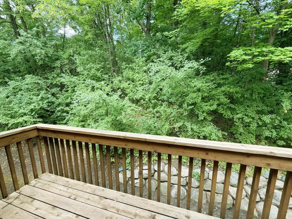 13900 Hill Ridge Drive Hopkins, MN 55305