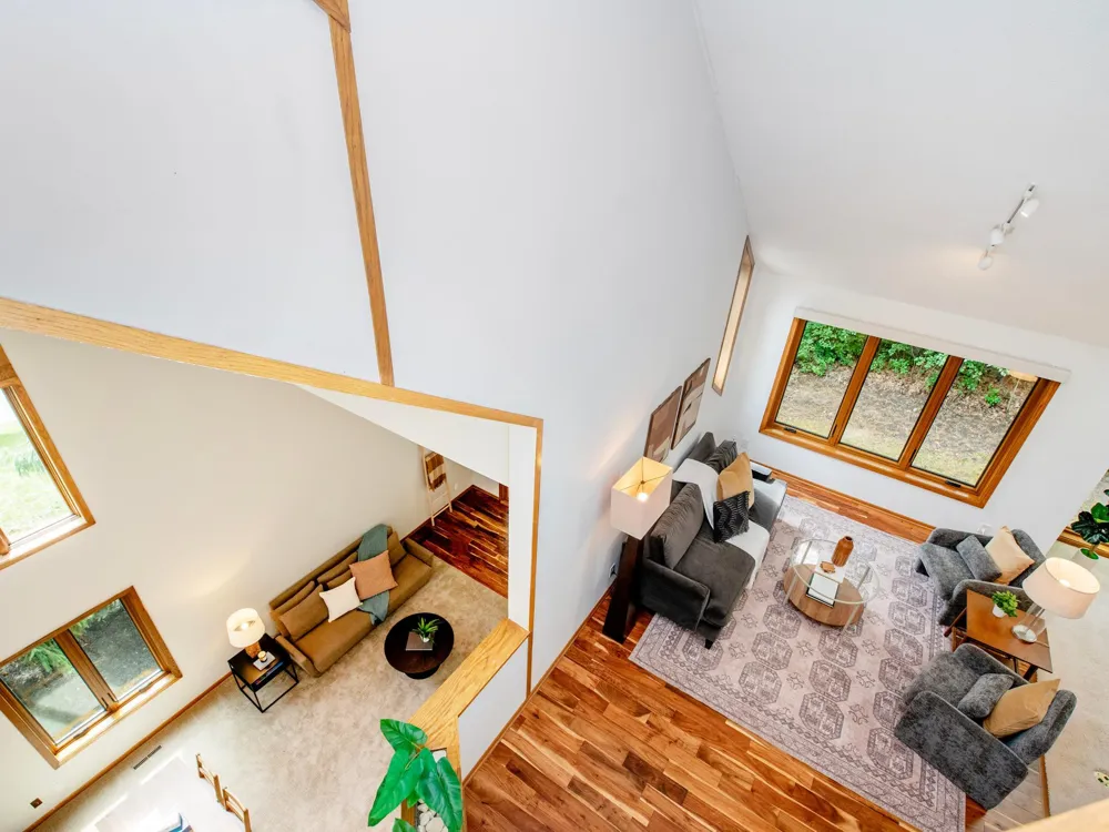 13900 Hill Ridge Drive Hopkins, MN 55305