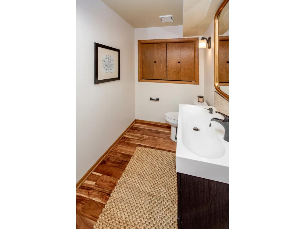 13900 Hill Ridge Drive Hopkins, MN 55305