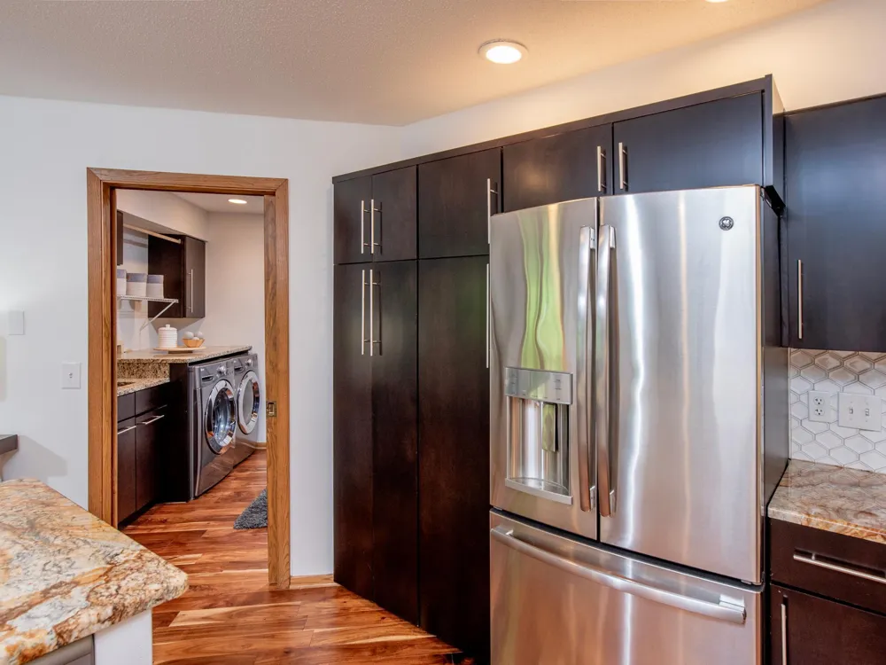 13900 Hill Ridge Drive Hopkins, MN 55305