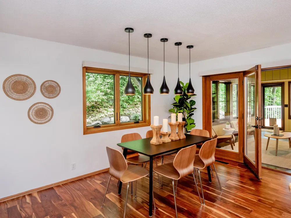 13900 Hill Ridge Drive Hopkins, MN 55305