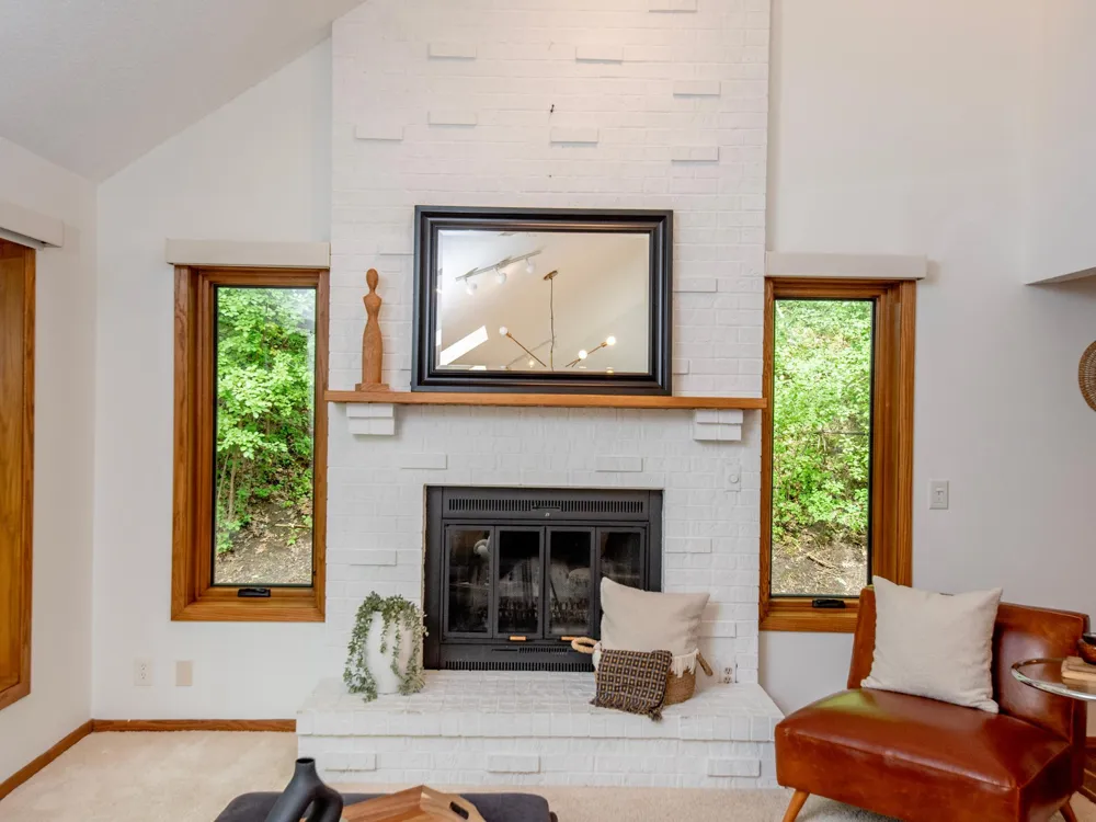 13900 Hill Ridge Drive Hopkins, MN 55305